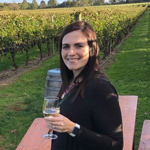 Meet your Posher, Alison